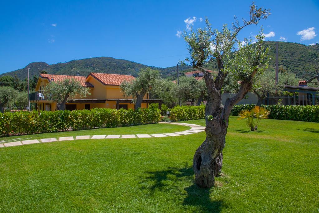 Baia Degli Ulivi Apartments تْشيفالو المظهر الخارجي الصورة