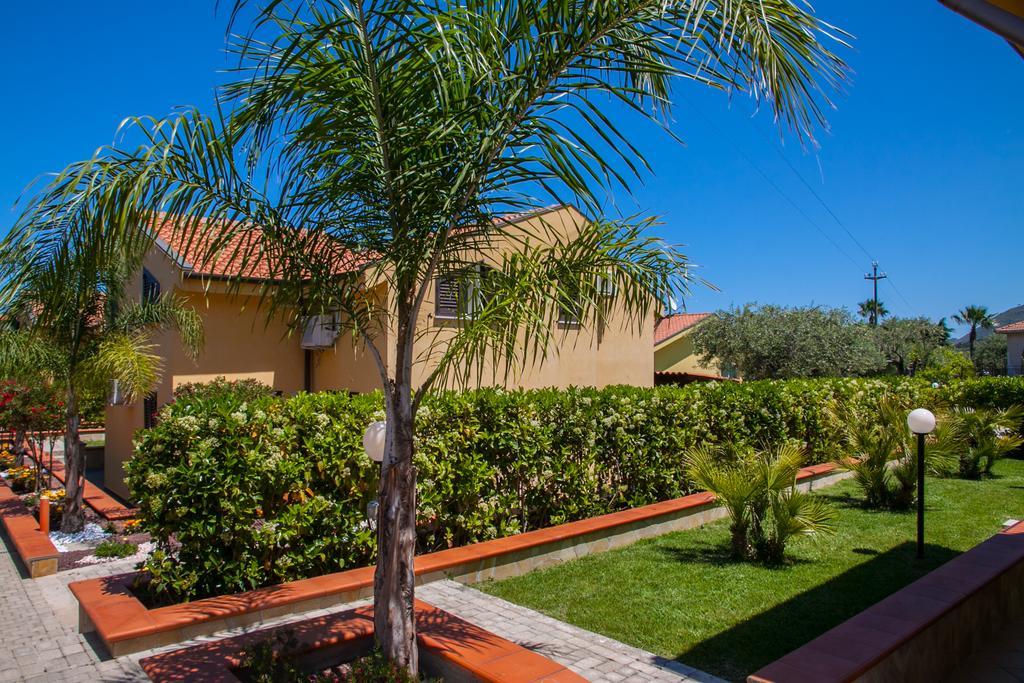 Baia Degli Ulivi Apartments تْشيفالو المظهر الخارجي الصورة