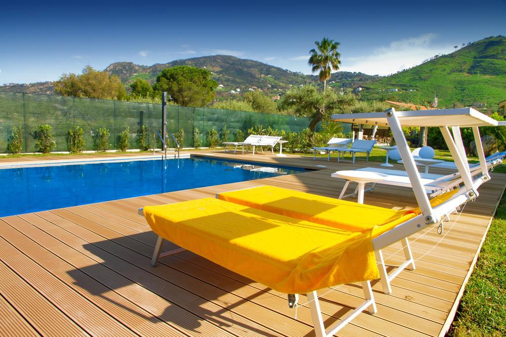 Baia Degli Ulivi Apartments تْشيفالو المظهر الخارجي الصورة