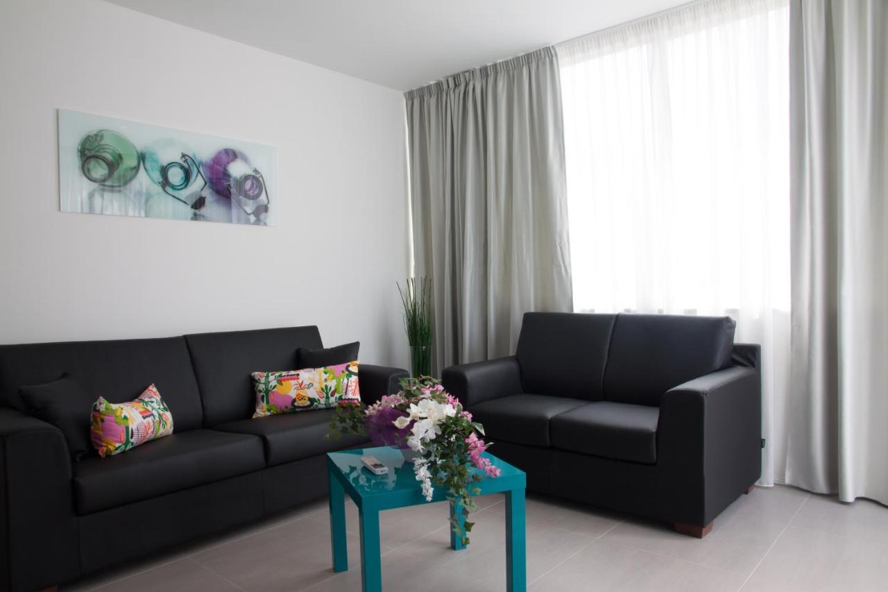 Baia Degli Ulivi Apartments تْشيفالو الغرفة الصورة