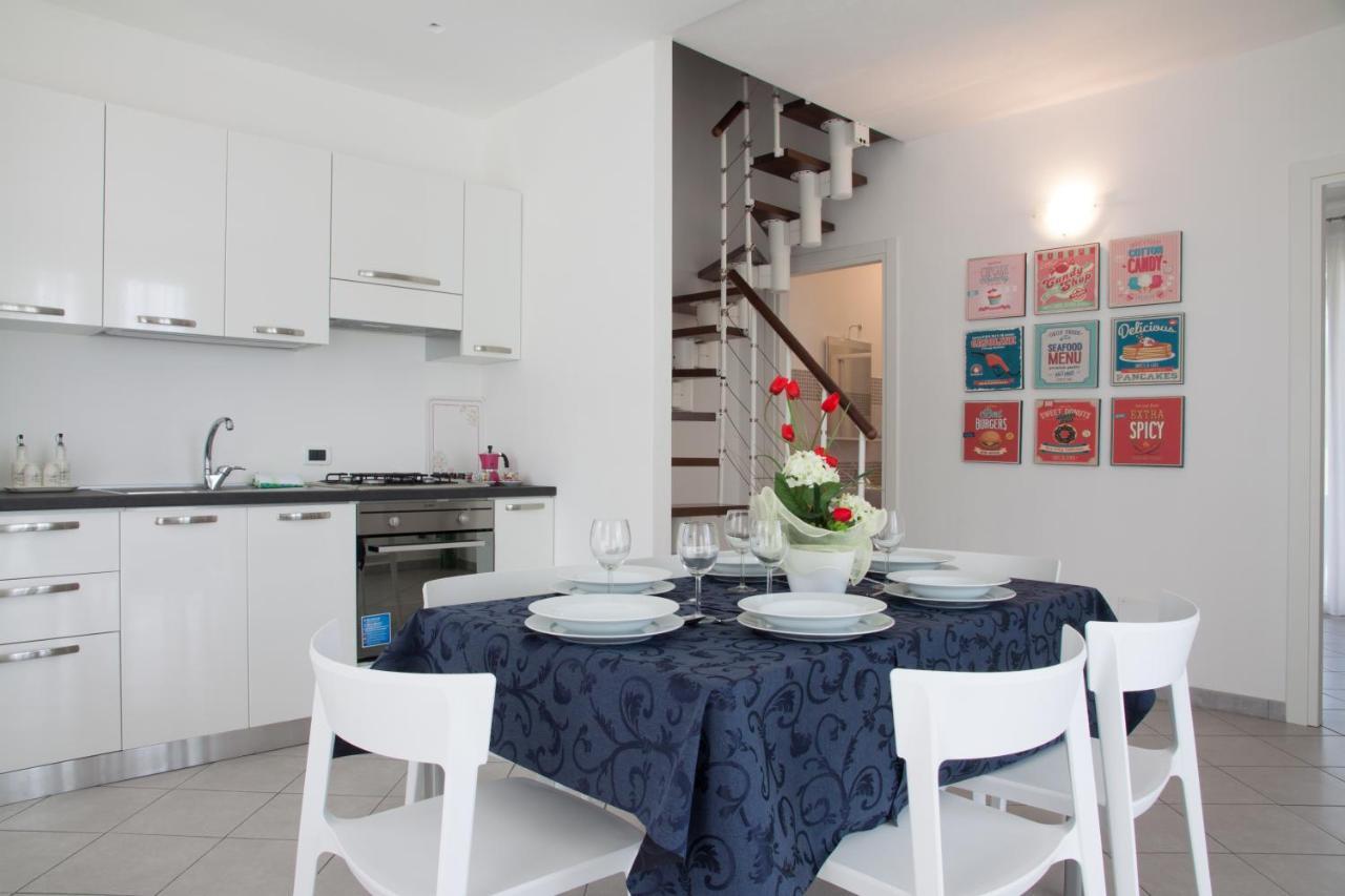Baia Degli Ulivi Apartments تْشيفالو الغرفة الصورة