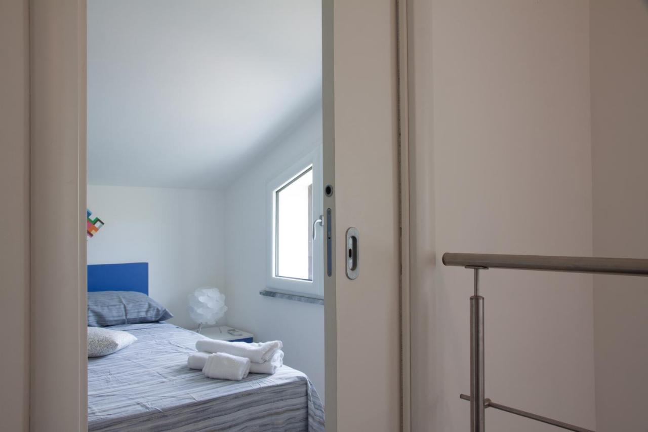Baia Degli Ulivi Apartments تْشيفالو الغرفة الصورة