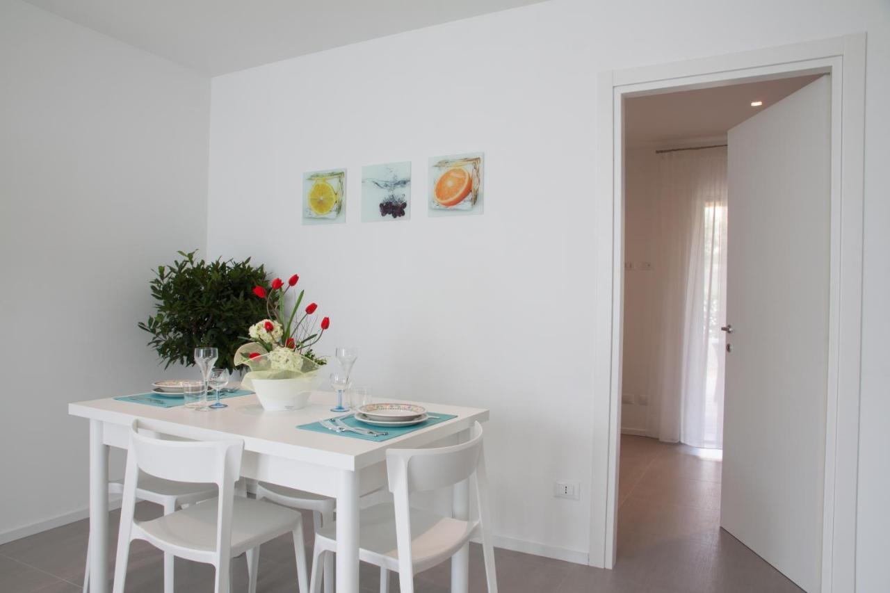 Baia Degli Ulivi Apartments تْشيفالو الغرفة الصورة